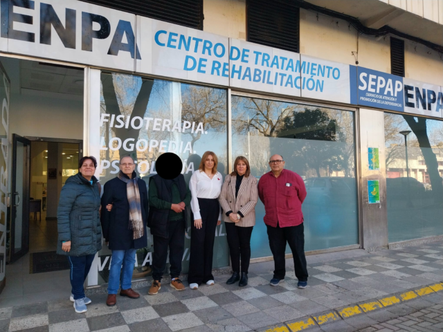 Visita Dª María Llanos Navarro González, Tercera Teniente de Alcalde y Concejala de Calidad de Vida y Participación Real y Efectiva del Ayuntamiento de Albacete.